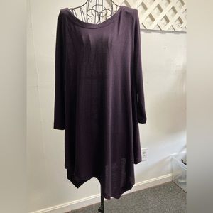 Grace Element fine knit (polyester/rayon/spandex)top with asymmetrical bottom